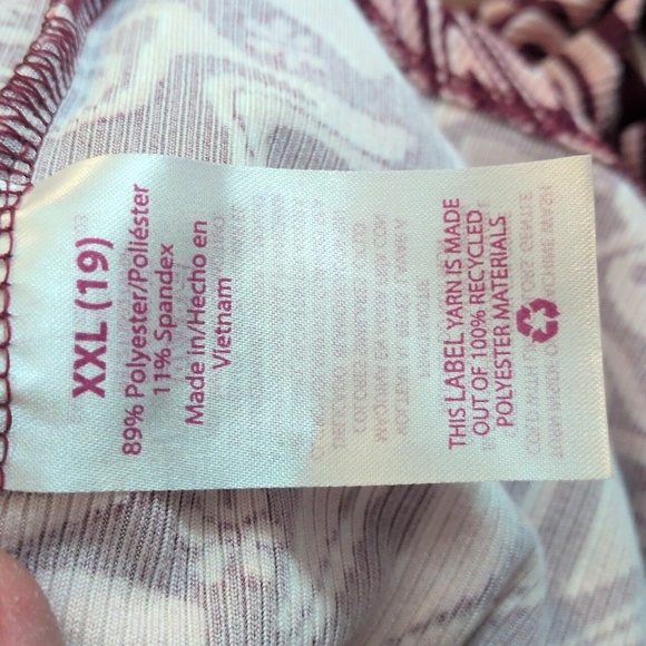 No Boundaries Juniors Retro Look Hippie Tee Shirt, Flower Power! - Picture 12 of 13